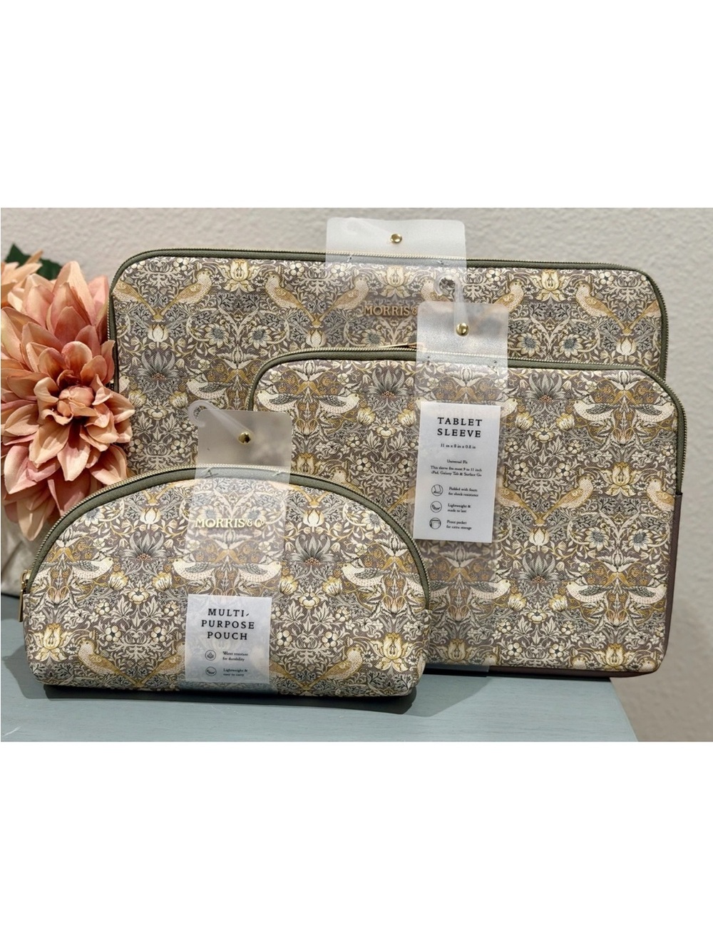 Morris & Co Strawberry Thief Laptop & Tablet Sleeve & Multipurpose Pouch-
Set 3 - Picture 2 of 11